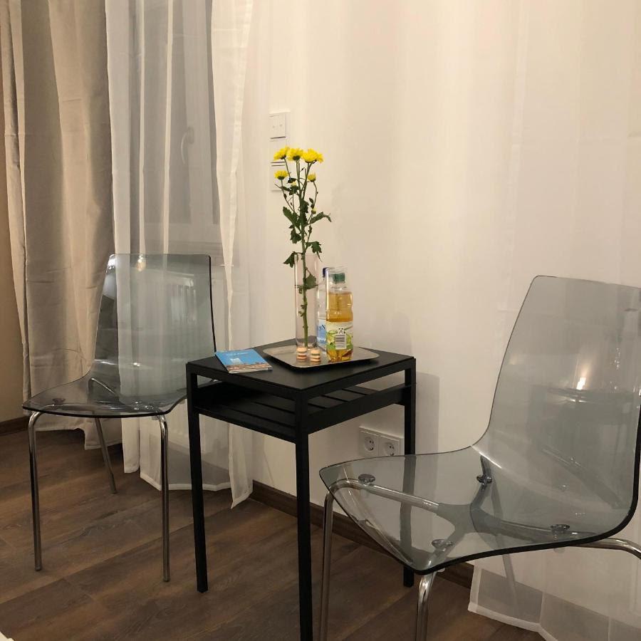 New Private Rooms Fürth Esterno foto